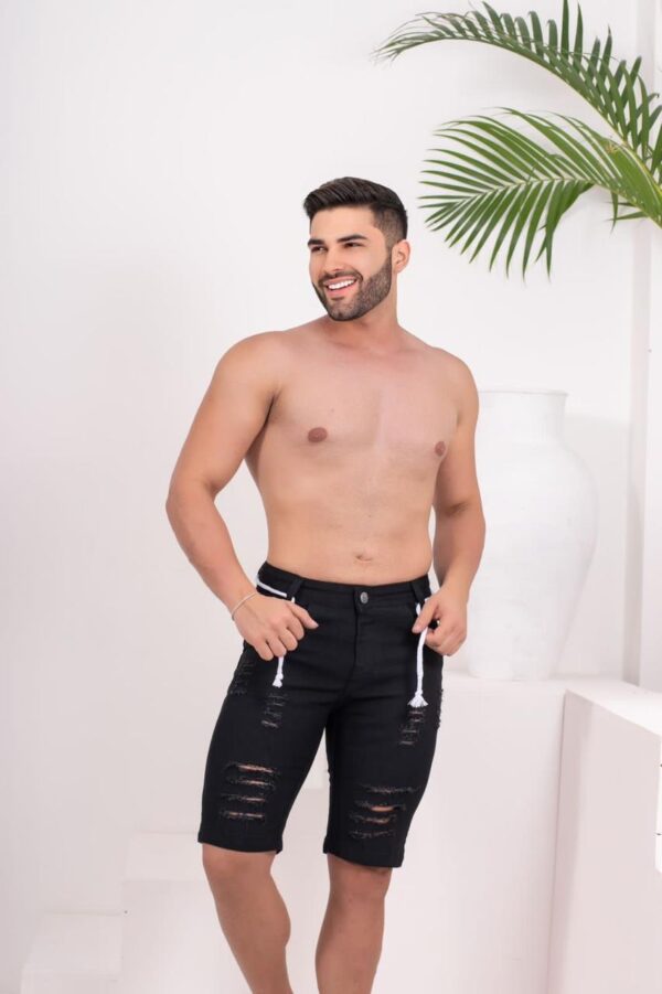 bermuda black de lycra com rasgados